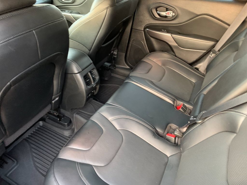 Used 2022 Jeep Cherokee Limited AWD/4WD image 14