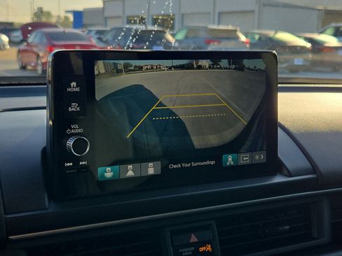 Used 2025 Honda Pilot EX-L image 24