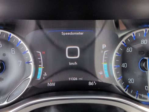 Used 2024 Chrysler Pacifica Pinnacle AWD/4WD image 30