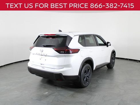 New 2026 Nissan Rogue SV FWD image 13
