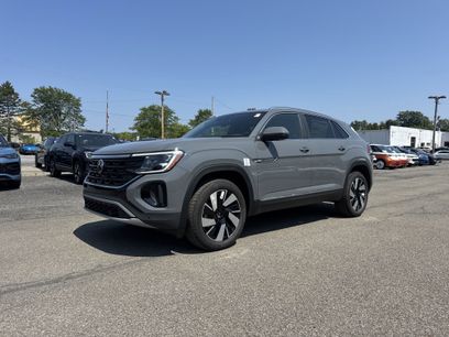 New 2025 Volkswagen Atlas Cross Sport SEL