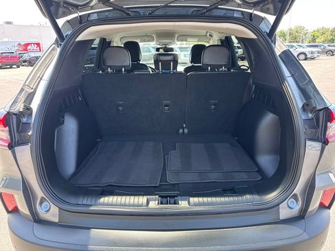 Used 2024 Ford Escape Platinum AWD/4WD image 9