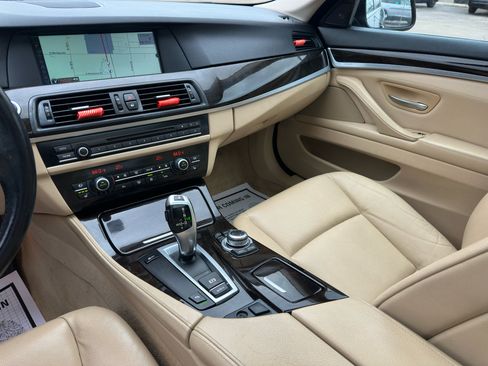 Used 2011 BMW 535i 4dr Sdn 535i RWD image 23