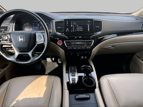 Used 2020 Honda Pilot Touring image 15