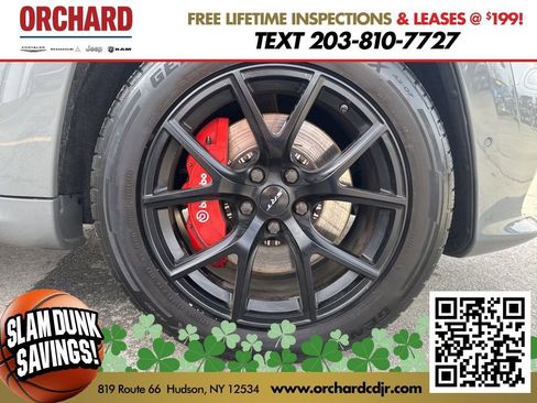 Used 2020 Jeep Grand Cherokee SRT image 9