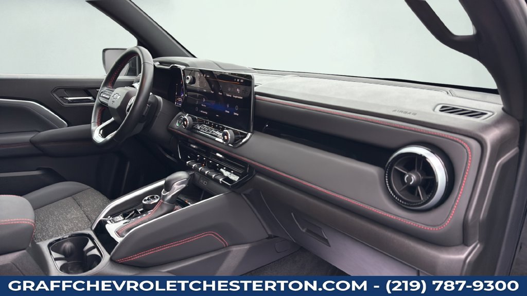Used 2023 Chevrolet Colorado Z71 AWD/4WD image 33