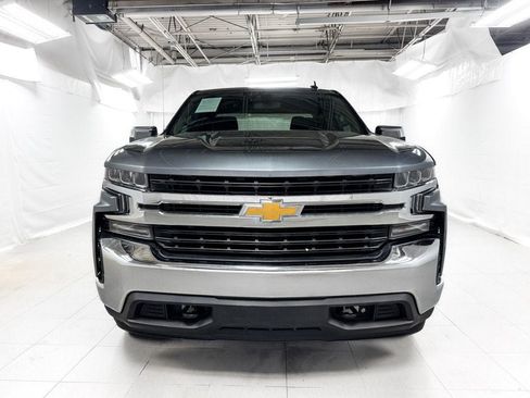 Used 2019 Chevrolet Silverado 1500 LT w/ All-Star Edition AWD/4WD image 2