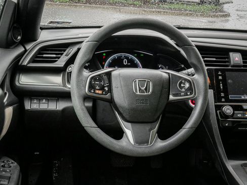 Used 2018 Honda Civic EX image 5