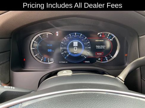 Used 2019 Cadillac Escalade Premium Luxury AWD/4WD image 11