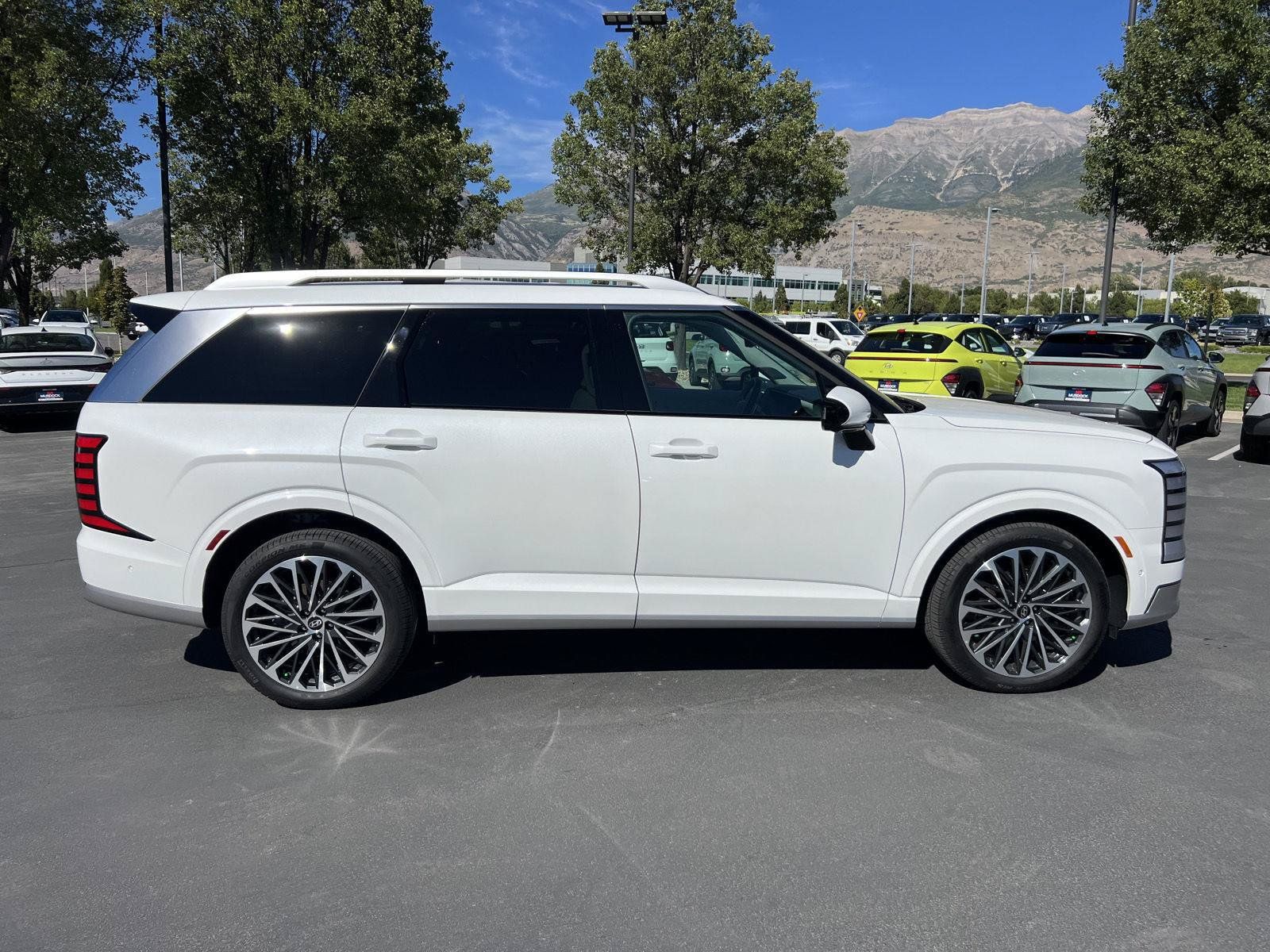 Certified 2026 Hyundai Palisade Calligraphy AWD/4WD image 7