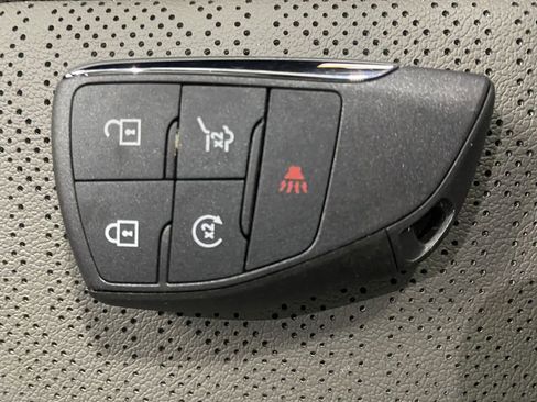 New 2026 Chevrolet Equinox LT w/ Convenience Package II image 7