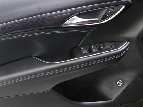 Used 2023 Buick Envision Preferred image 23