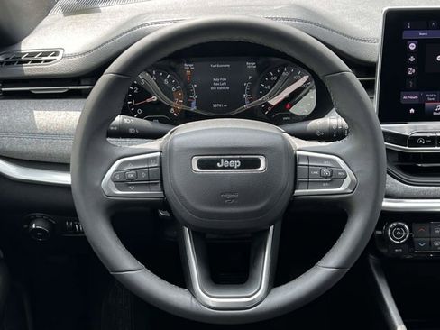 Certified 2024 Jeep Compass Latitude AWD/4WD image 14