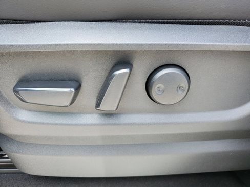 New 2026 Nissan Armada SL image 11