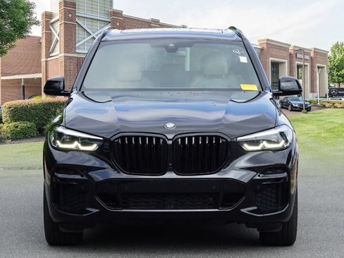 Used 2022 BMW X5 sDrive40i w/ M Sport Package RWD image 2