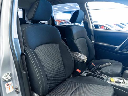 Used 2016 Subaru Forester 2.5i AWD/4WD image 15