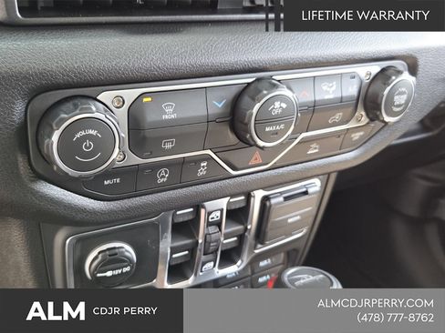 New 2026 Jeep Gladiator Sport AWD/4WD image 23
