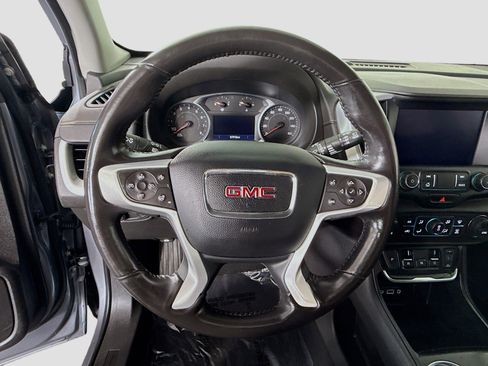 Used 2020 GMC Terrain SLT w/ Preferred Package image 13