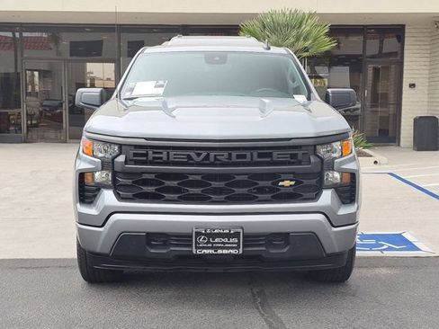 Used 2023 Chevrolet Silverado 1500 Custom AWD/4WD image 2