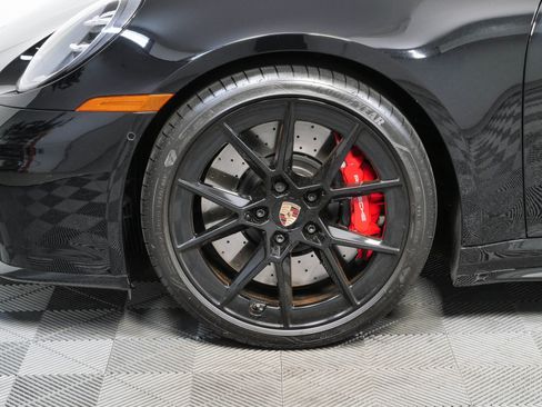 Used 2025 Porsche 911 Carrera S RWD image 26