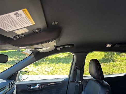 Certified 2024 Ford Escape ST-Line Elite w/ Premium Technology Package AWD/4WD image 15