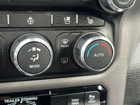 Used 2021 RAM 1500 Laramie w/ Sport Appearance Package image 30