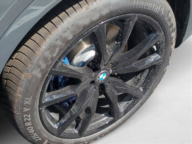 Used 2026 BMW X7 xDrive40i w/ M Sport Package AWD/4WD image 8