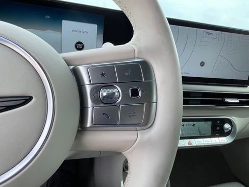 Used 2025 Genesis GV60 Advanced image 21