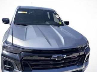 Used 2023 Chevrolet Colorado Z71 w/ Z71 Convenience Package 2 AWD/4WD video 2
