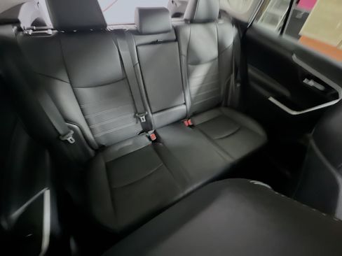 Used 2021 Toyota RAV4 XLE Premium FWD image 33