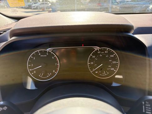 Certified 2021 Nissan Rogue S image 21