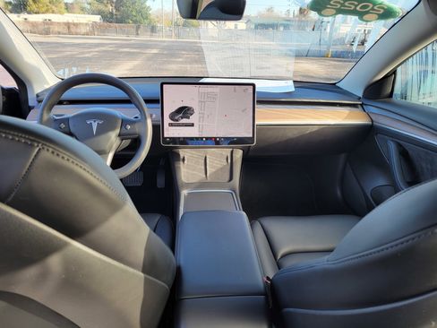 Used 2022 Tesla Model 3 Long Range image 13