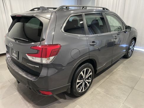 Used 2023 Subaru Forester Limited AWD/4WD image 6