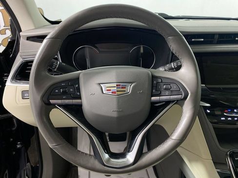 Certified 2021 Cadillac XT6 Premium Luxury AWD/4WD image 14