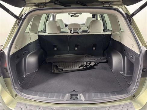 Used 2020 Subaru Forester Premium image 14