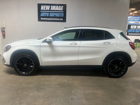 Used 2019 Mercedes-Benz GLA 250 4MATIC image 5