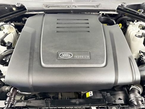 Used 2020 Land Rover Defender 110 S image 24