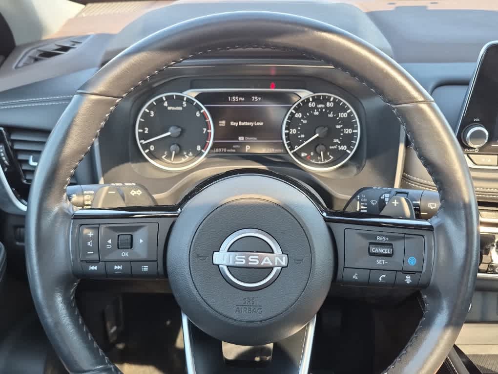 Used 2023 Nissan Rogue SL AWD/4WD image 17