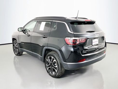 Used 2022 Jeep Compass Limited AWD/4WD image 9