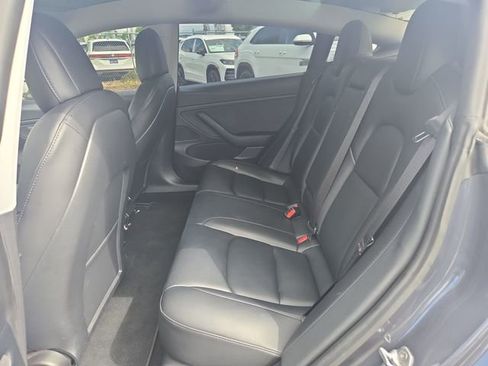 Used 2021 Tesla Model 3 Long Range AWD/4WD image 11