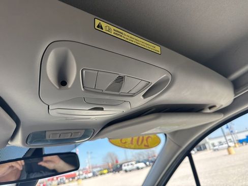 Used 2015 Ford Transit Connect Titanium image 36