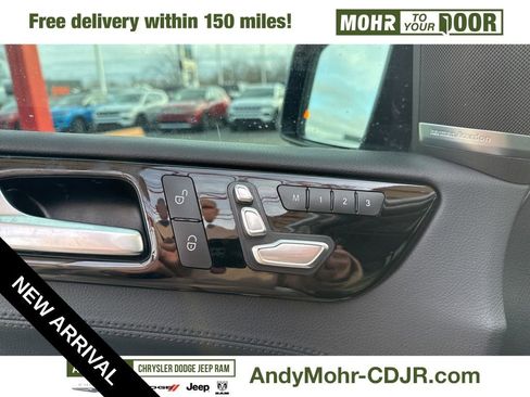 Used 2017 Mercedes-Benz GLS 550 4MATIC image 10