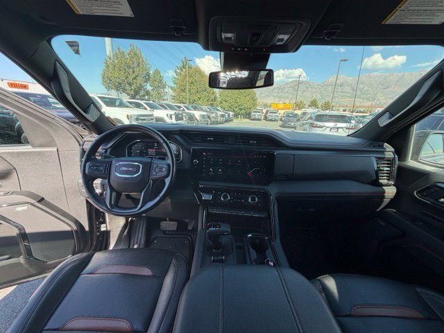 Used 2023 GMC Sierra 1500 AT4 w/ AT4 Premium Package AWD/4WD image 16