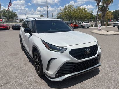 Used 2022 Toyota Highlander XSE
