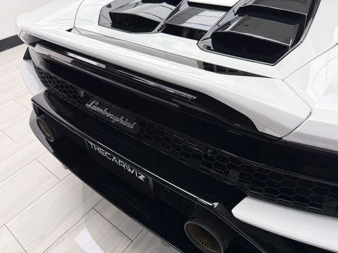 Used 2020 Lamborghini Huracan EVO AWD/4WD image 26