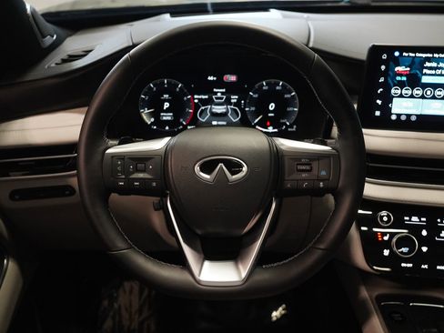 Used 2026 INFINITI QX60 Autograph w/ Dark Cargo Package image 18