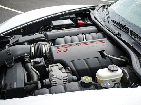 Used 2013 Chevrolet Corvette Grand Sport w/ 3LT Preferred Equipment Group RWD image 28