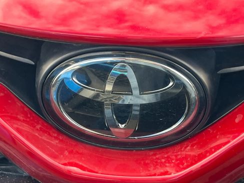 Used 2020 Toyota Camry TRD FWD image 13