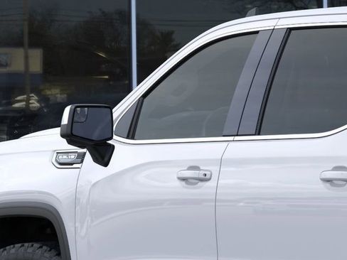 New 2026 GMC Sierra 1500 SLE image 12