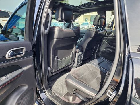Used 2017 Jeep Grand Cherokee Trailhawk w/ Trailhawk Luxury Group image 44